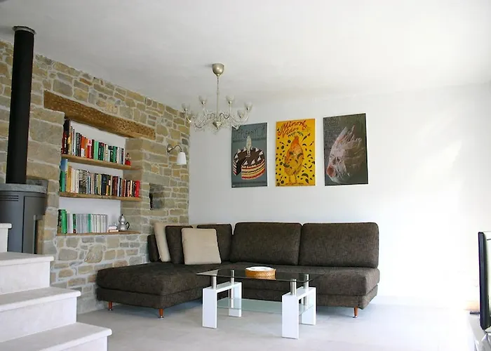 Kentic Semesterbostad *